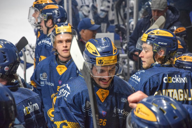 D1 – J10 : au terme d’un match sérieux, les Ours s’offrent Meudon et retrouvent la victoire